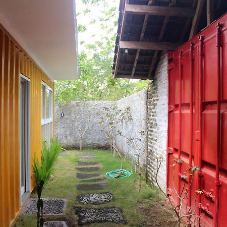 Kubu Container Hotel Uluwatu Buitenkant foto
