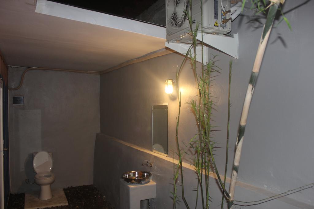 Kubu Container Hotel Uluwatu Buitenkant foto