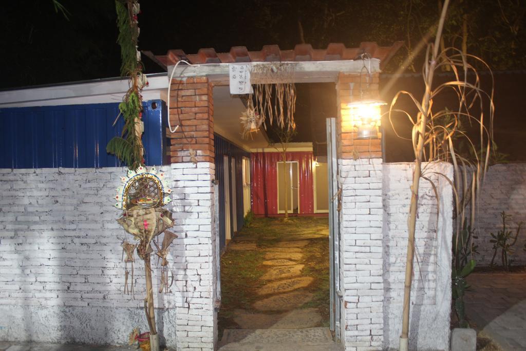 Kubu Container Hotel Uluwatu Buitenkant foto