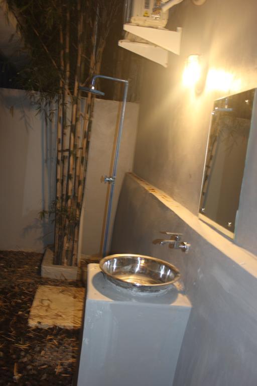 Kubu Container Hotel Uluwatu Buitenkant foto
