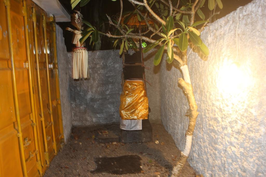 Kubu Container Hotel Uluwatu Buitenkant foto