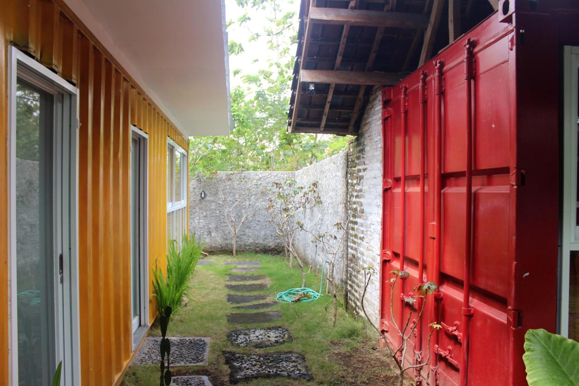 Kubu Container Hotel Uluwatu Buitenkant foto