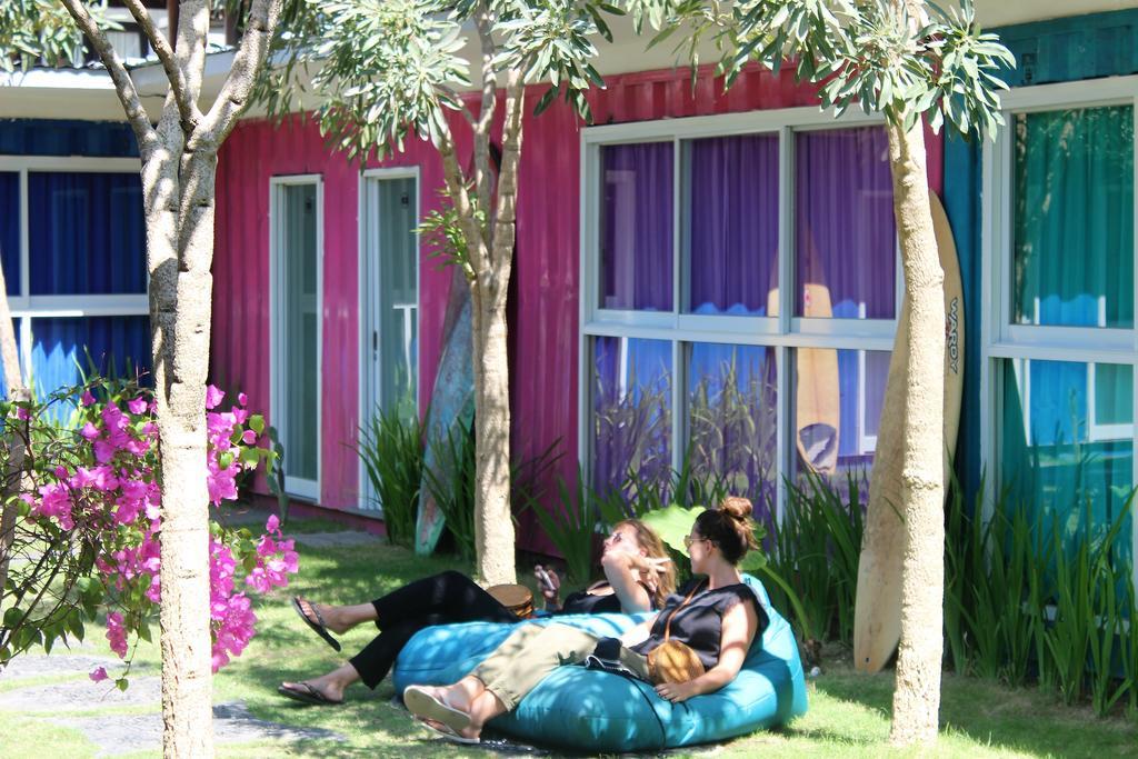 Kubu Container Hotel Uluwatu Buitenkant foto