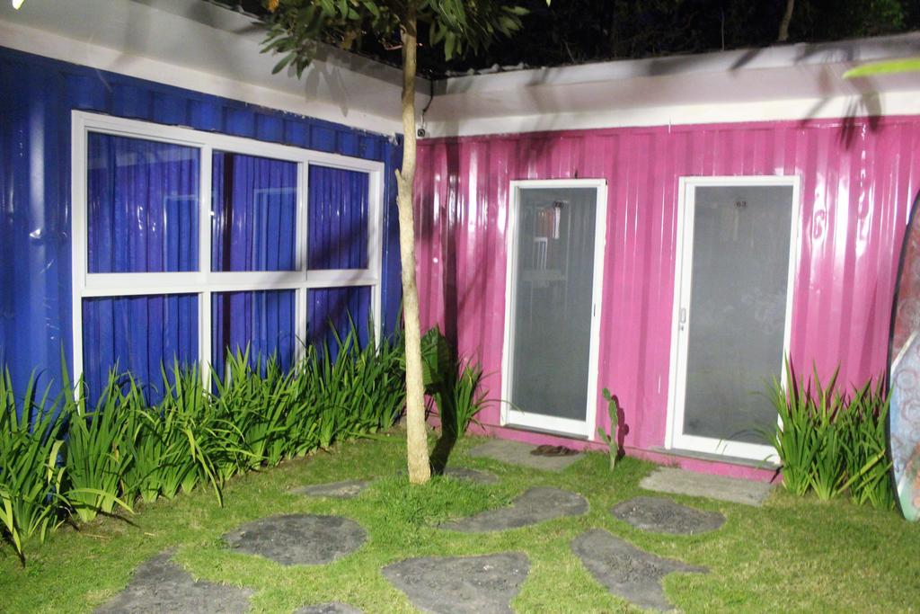 Kubu Container Hotel Uluwatu Buitenkant foto
